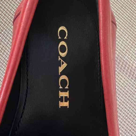 Womans Coach loafers size 7 - Picture 8 of 9